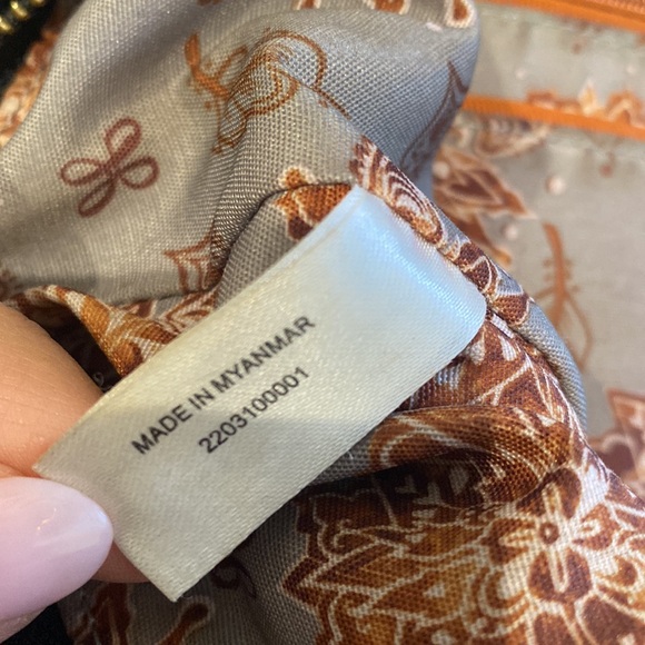 HOBO Serra Women's Patent Black Leather Hobo Shoulder Bag - Picture 8 of 11